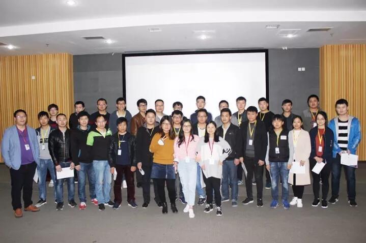 终于迎来了这一刻:他们“领证”啦!!